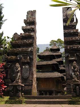 Pura Luhur Batukau