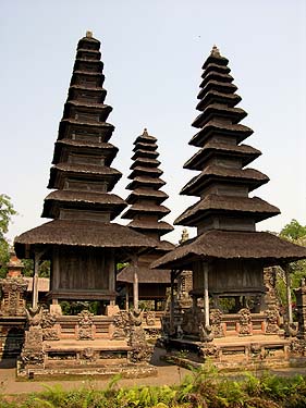 Pura  Taman Ayun 