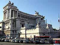 Altes Roma Momument Denkmal f&uuml;r Vittorio Emanuelle II auf Piazza Venezia Rom Urlaub Hotel Reisen Ferien Rom St&auml;dtereise