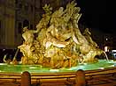 Piazza Navona in Rom fontan del Nettuno drei Brunnen Berninis Fontan dei Quattro Fiumi im Zentrum des Platzes Piazza Navona in Rom 