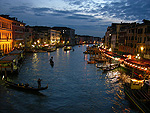 Venedig bei Nacht  - Blick von Rialto auf Canal Grande