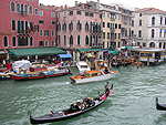 Venedig - Strassenbild am Canal Grande