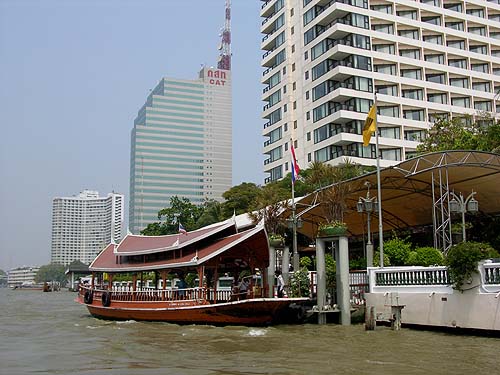 Am Chao Phraya River