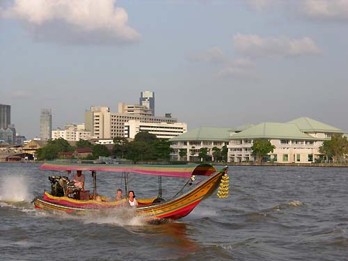 Am Chao Phraya River - Bangkok