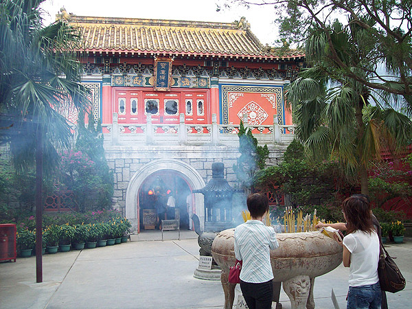 Insel Lantau - Po-Lin-Kloster.